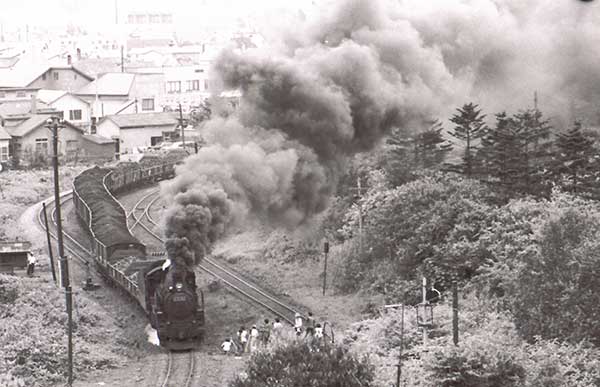 三笠-菅野　D51　5680ㇾ　1975年8月28日撮影